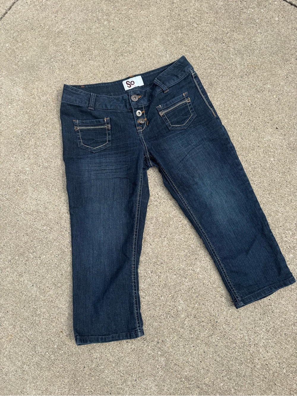 SO Dark Blue Juniors Denim Capri Jeans